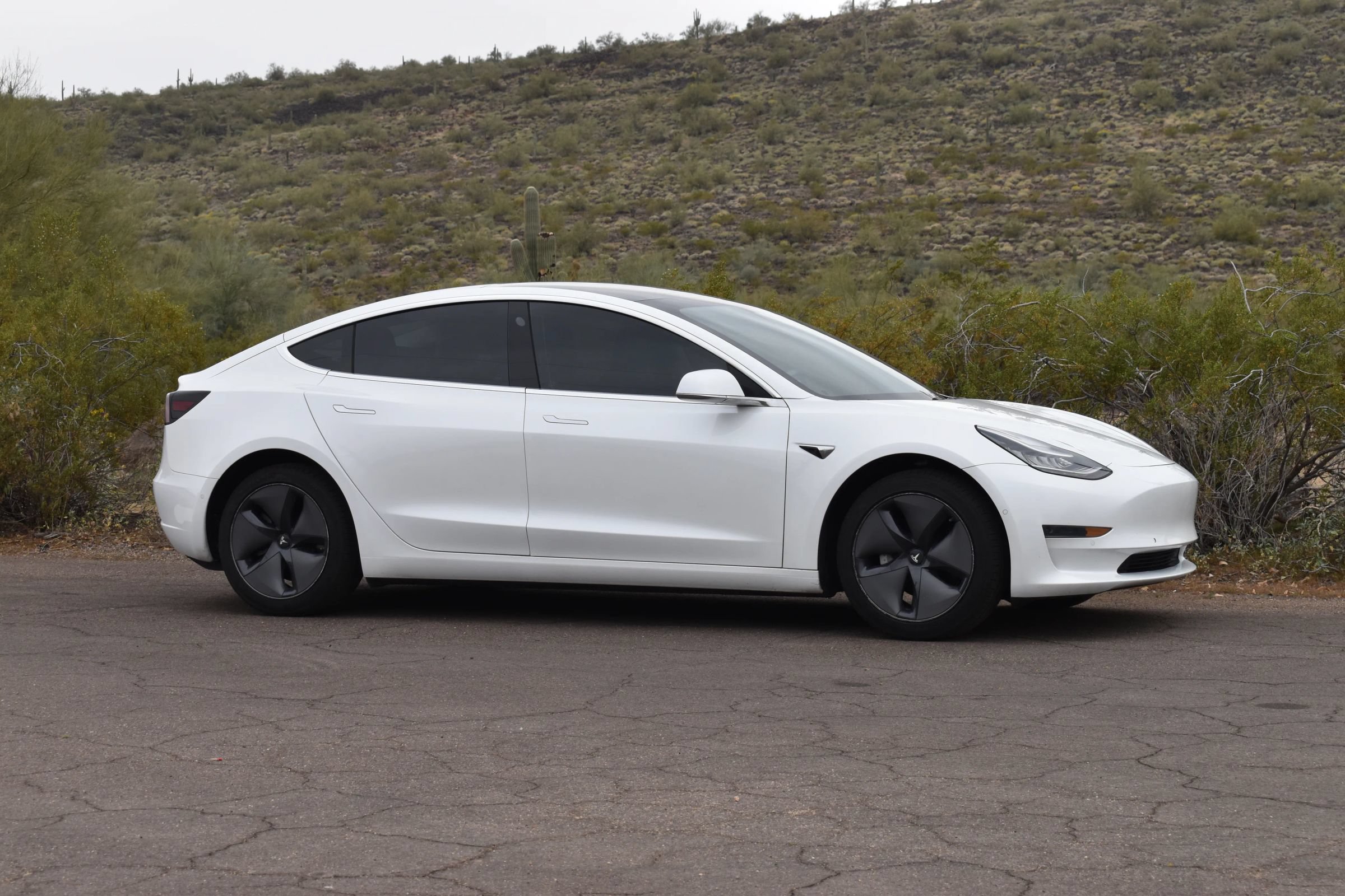 Used 2020 Tesla Model 3 Long Range AWD/4WD image 3