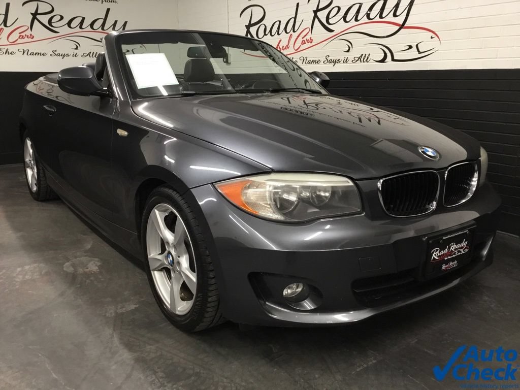 Used 2013 BMW 128i Convertible RWD image 3