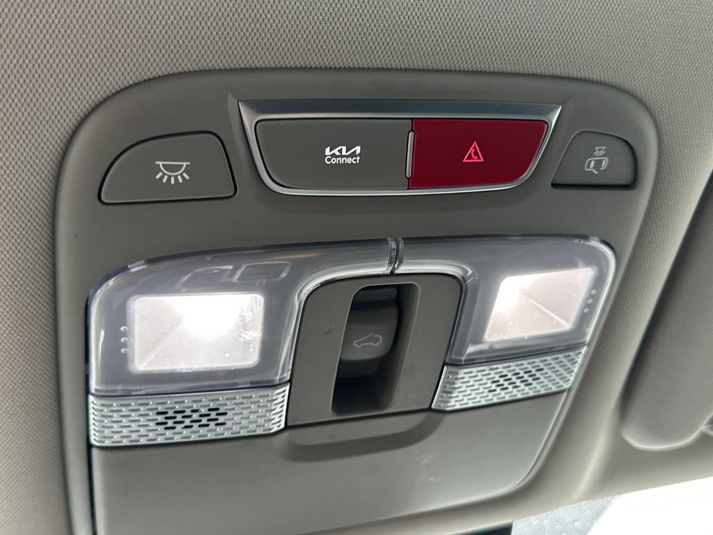 Certified 2023 Kia Telluride S w/ S Sunroof Package AWD/4WD image 35