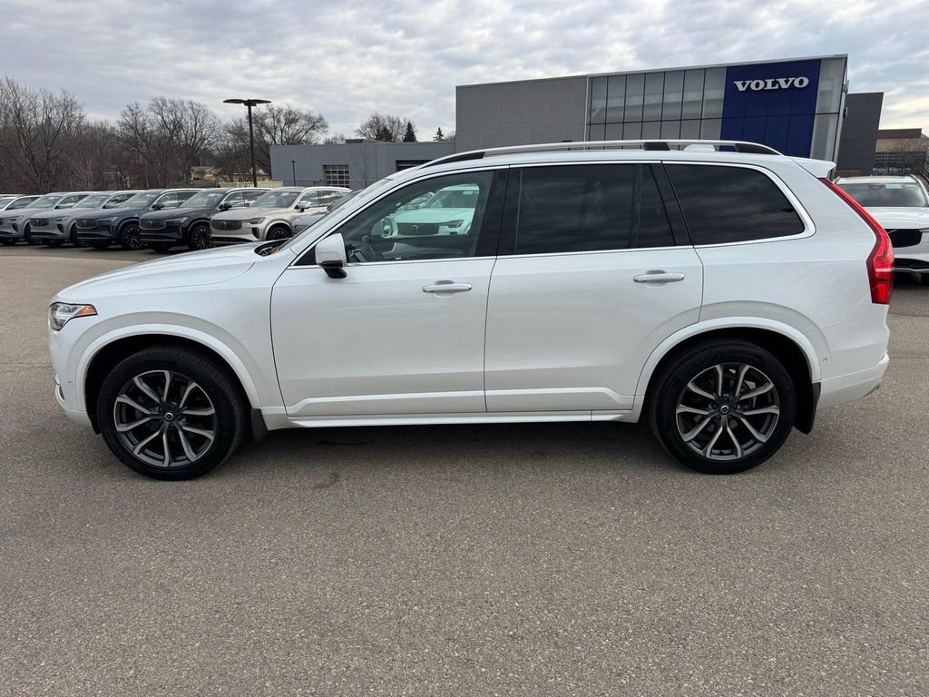 Used 2018 Volvo XC90 T5 Momentum w/ Convenience Package image 2