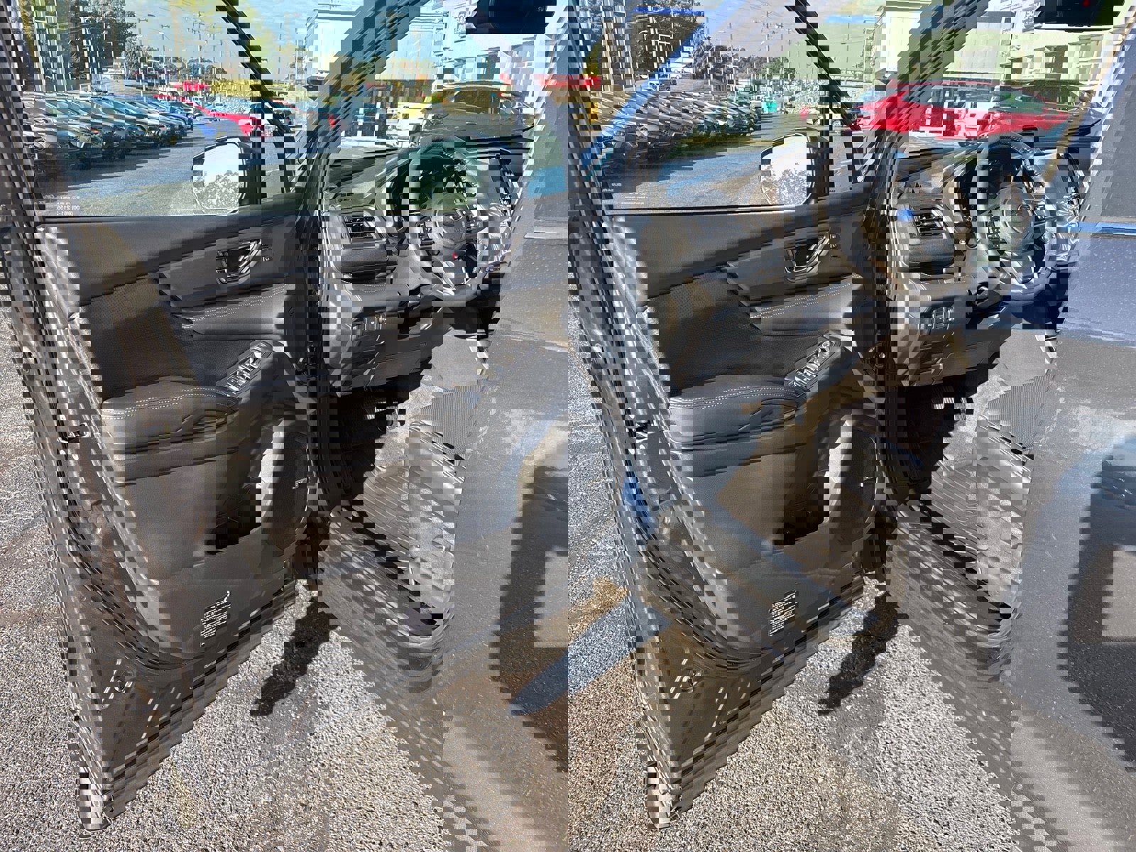 New 2025 Subaru Ascent Limited w/ Popular Package #2 image 9