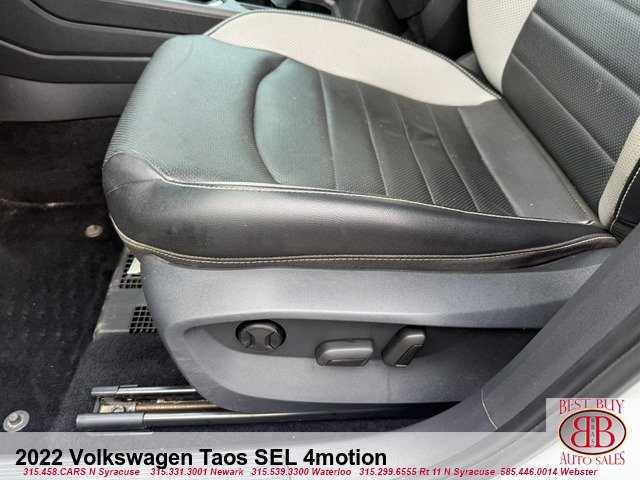 Used 2022 Volkswagen Taos SEL AWD/4WD image 17