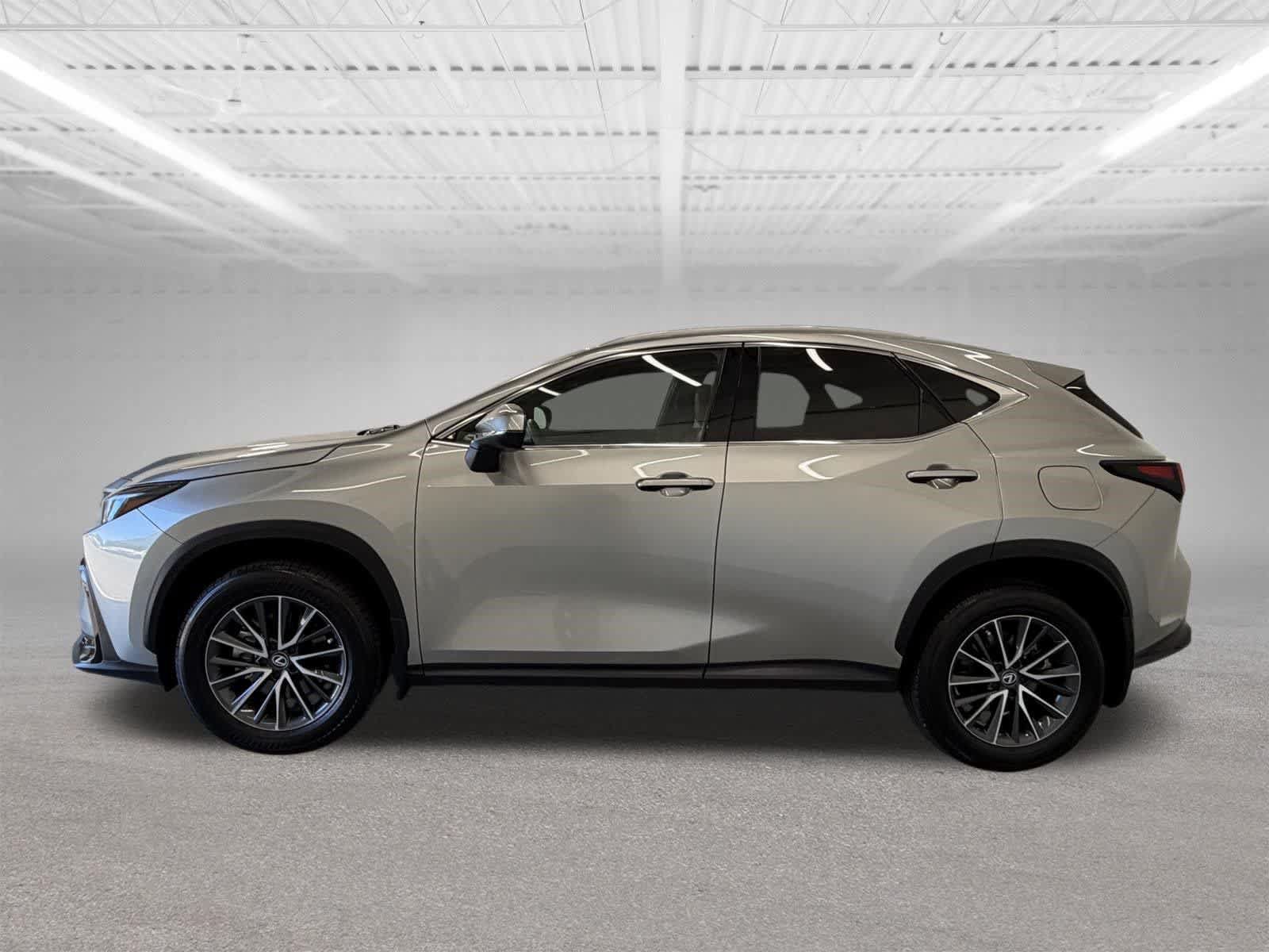 Used 2024 Lexus NX 350 AWD image 2