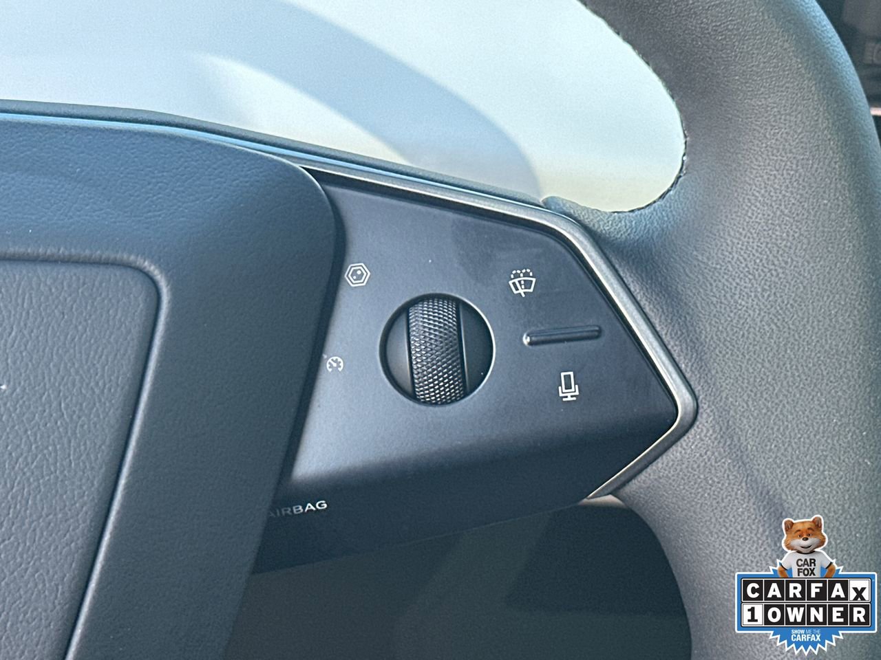 Used 2024 Tesla Cybertruck AWD Crew Cab image 25