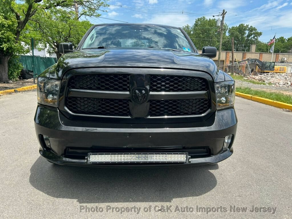 Used 2018 RAM 1500 Express w/ Black Ram 1500 Express Group AWD/4WD image 3