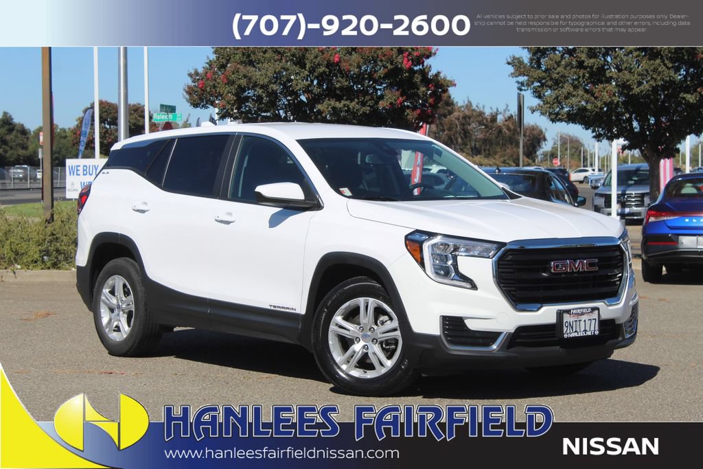 Used 2024 GMC Terrain SLE FWD image 1
