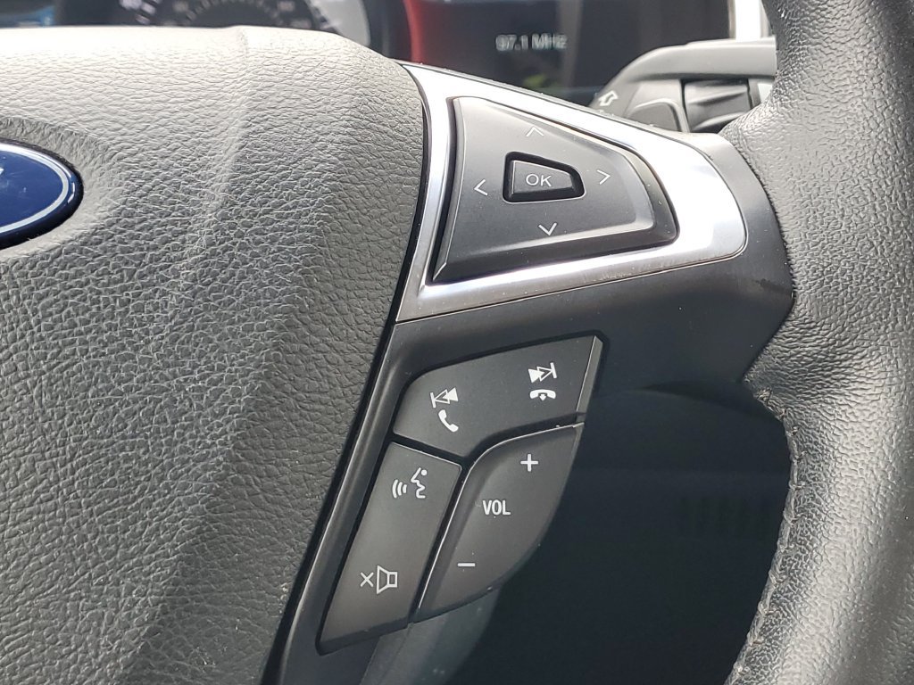 Used 2019 Ford Edge SEL w/ Equipment Group 201A AWD/4WD image 20