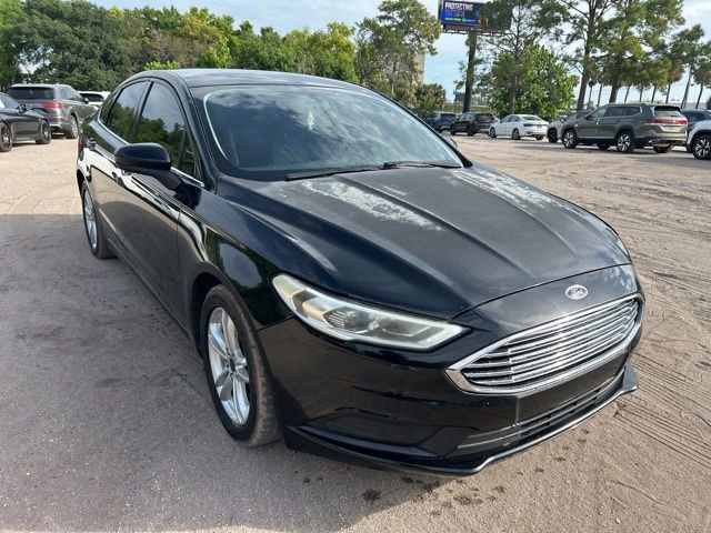 Used 2018 Ford Fusion SE w/ Fusion SE Technology Package image 1