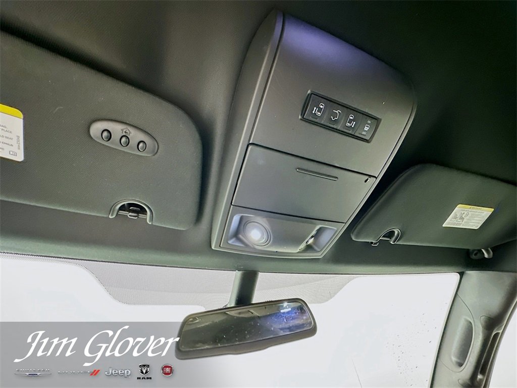 Used 2019 Dodge Grand Caravan GT image 35