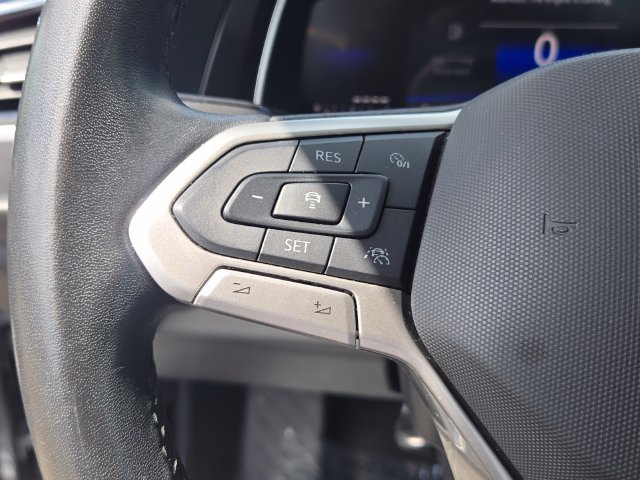 Used 2024 Volkswagen Jetta SE FWD image 21