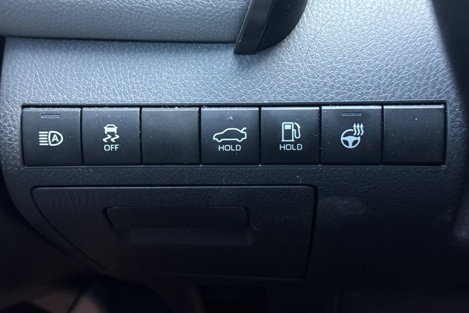 Used 2021 Toyota Camry SE w/ Cold Weather Package FWD image 42