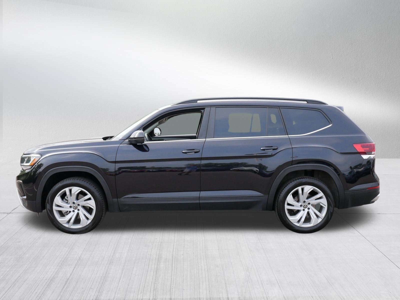 Used 2023 Volkswagen Atlas SE AWD/4WD image 4