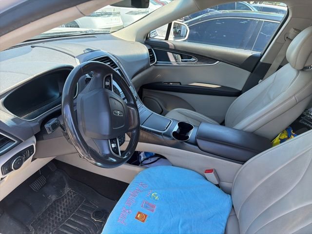 Used 2019 Lincoln Nautilus Select FWD image 11