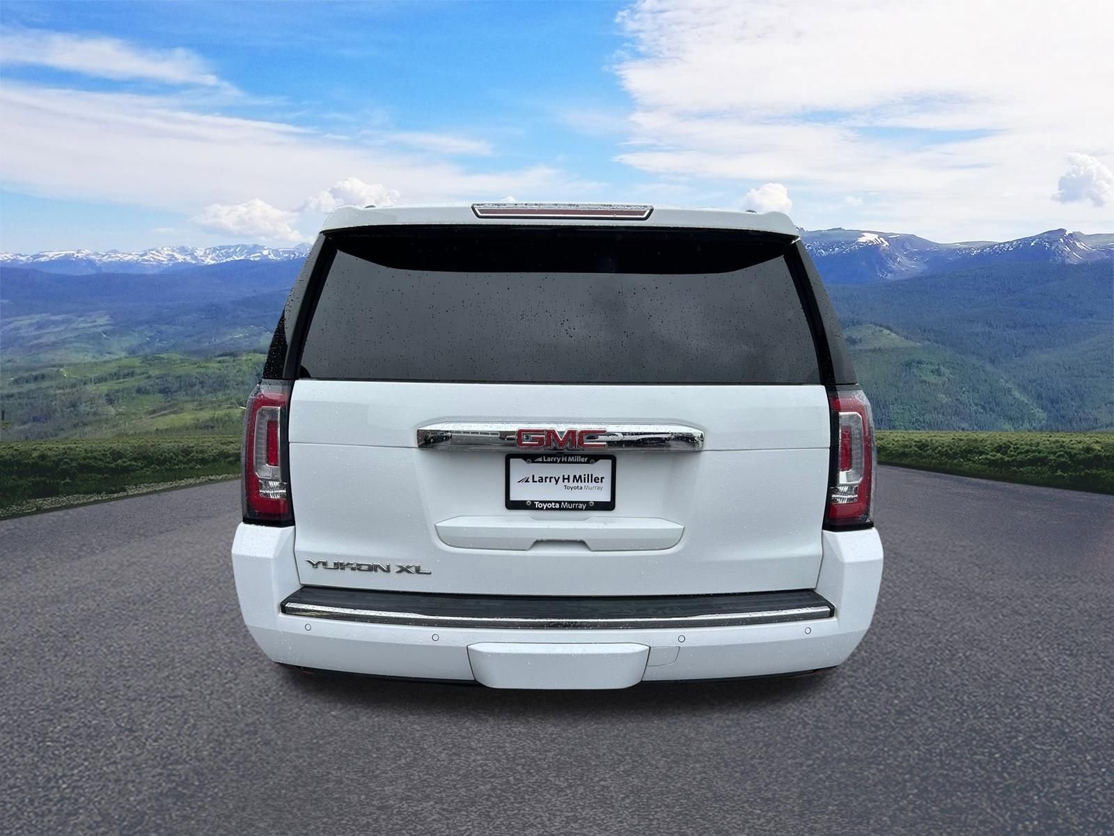 Used 2018 GMC Yukon XL Denali w/ Open Road Package AWD/4WD image 4
