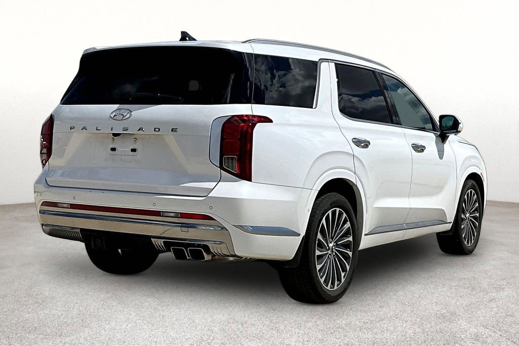 Used 2025 Hyundai Palisade Calligraphy image 14