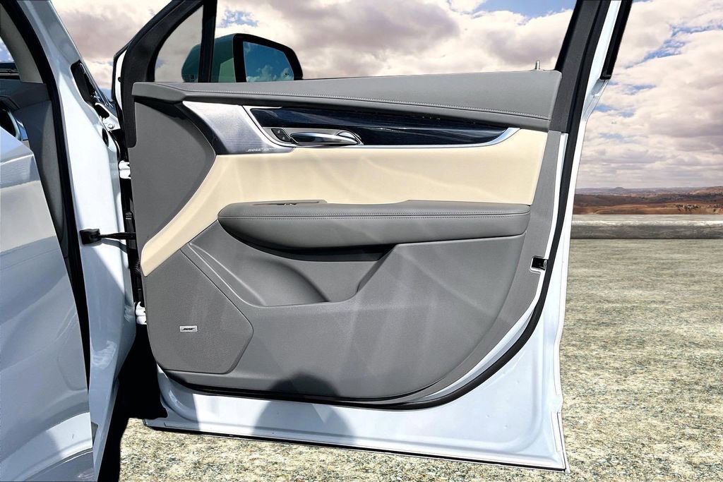 Certified 2024 Cadillac XT6 Premium Luxury FWD image 29
