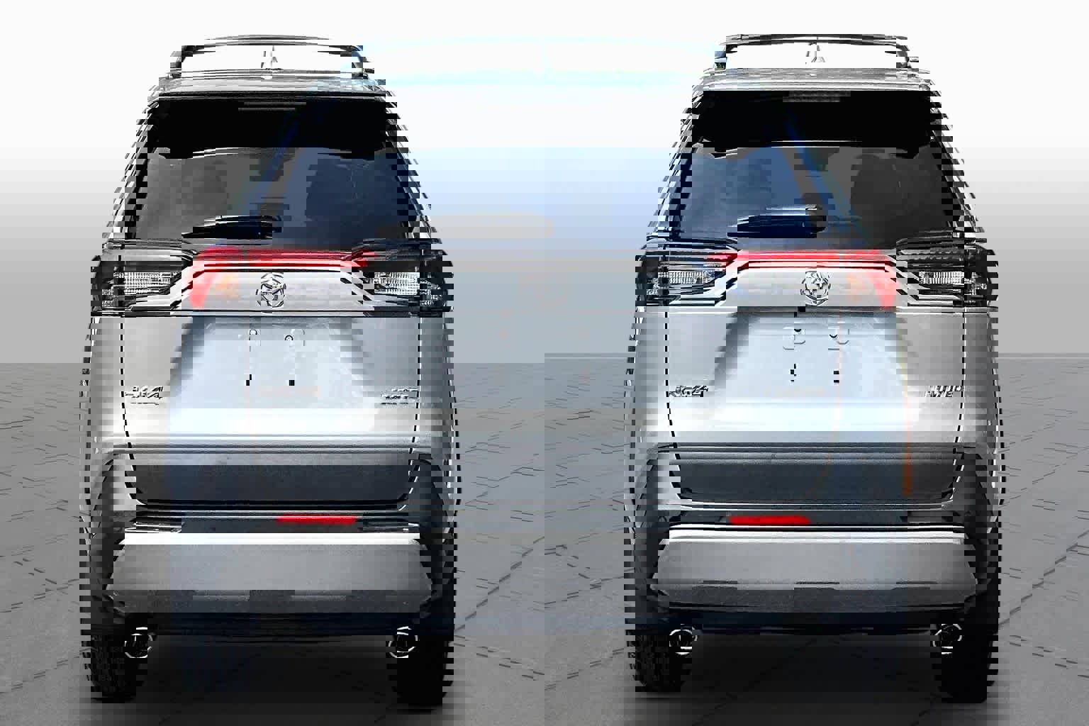 Used 2025 Toyota RAV4 Limited w/ Weather Package image 5