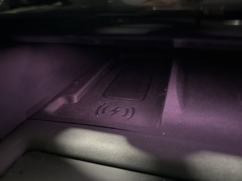 Used 2021 Land Rover Discovery S image 21