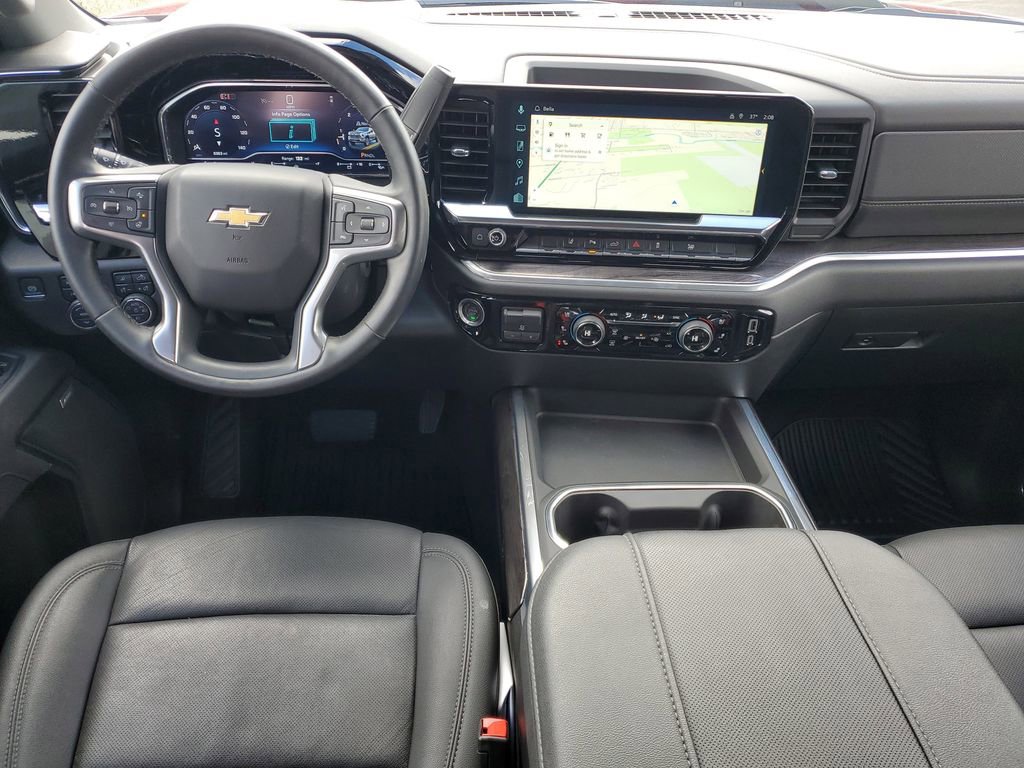 Used 2025 Chevrolet Silverado 2500 LTZ w/ LTZ Convenience Package image 26