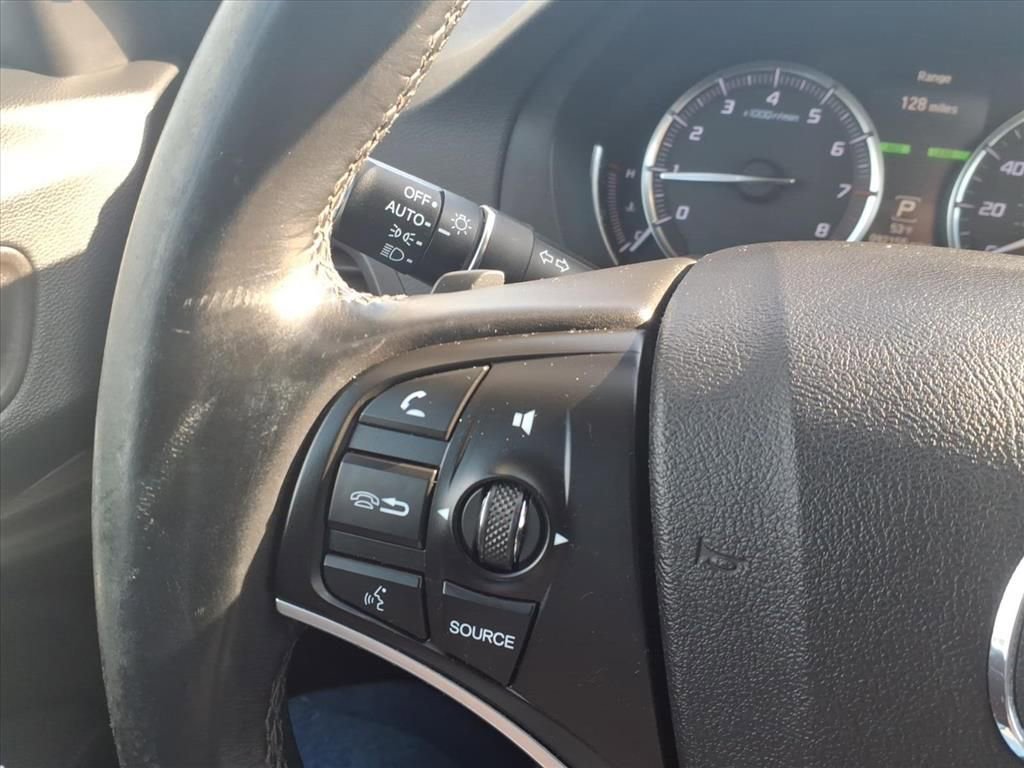 Used 2019 Acura MDX SH-AWD image 16