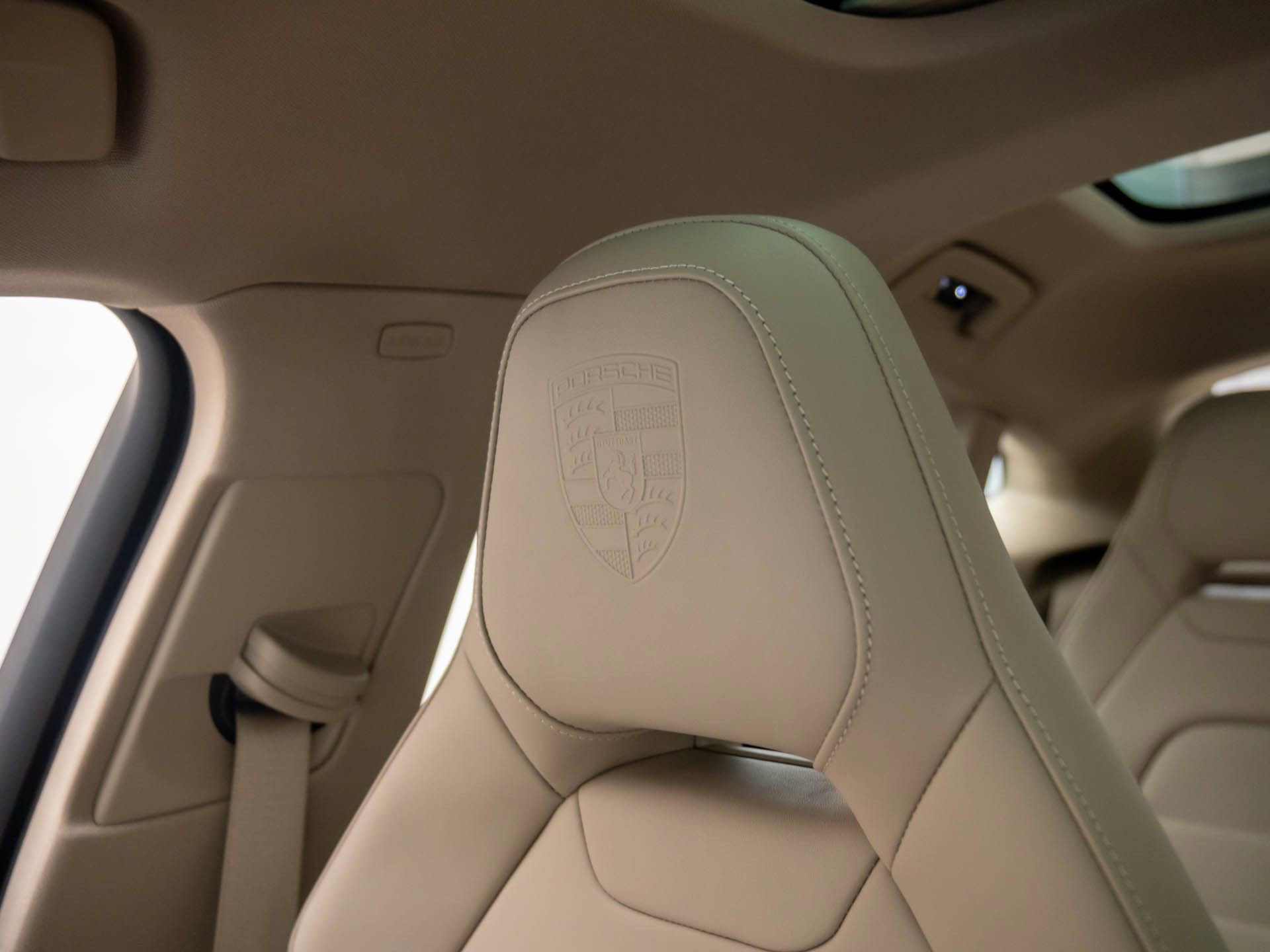 New 2026 Porsche Panamera 4 image 24