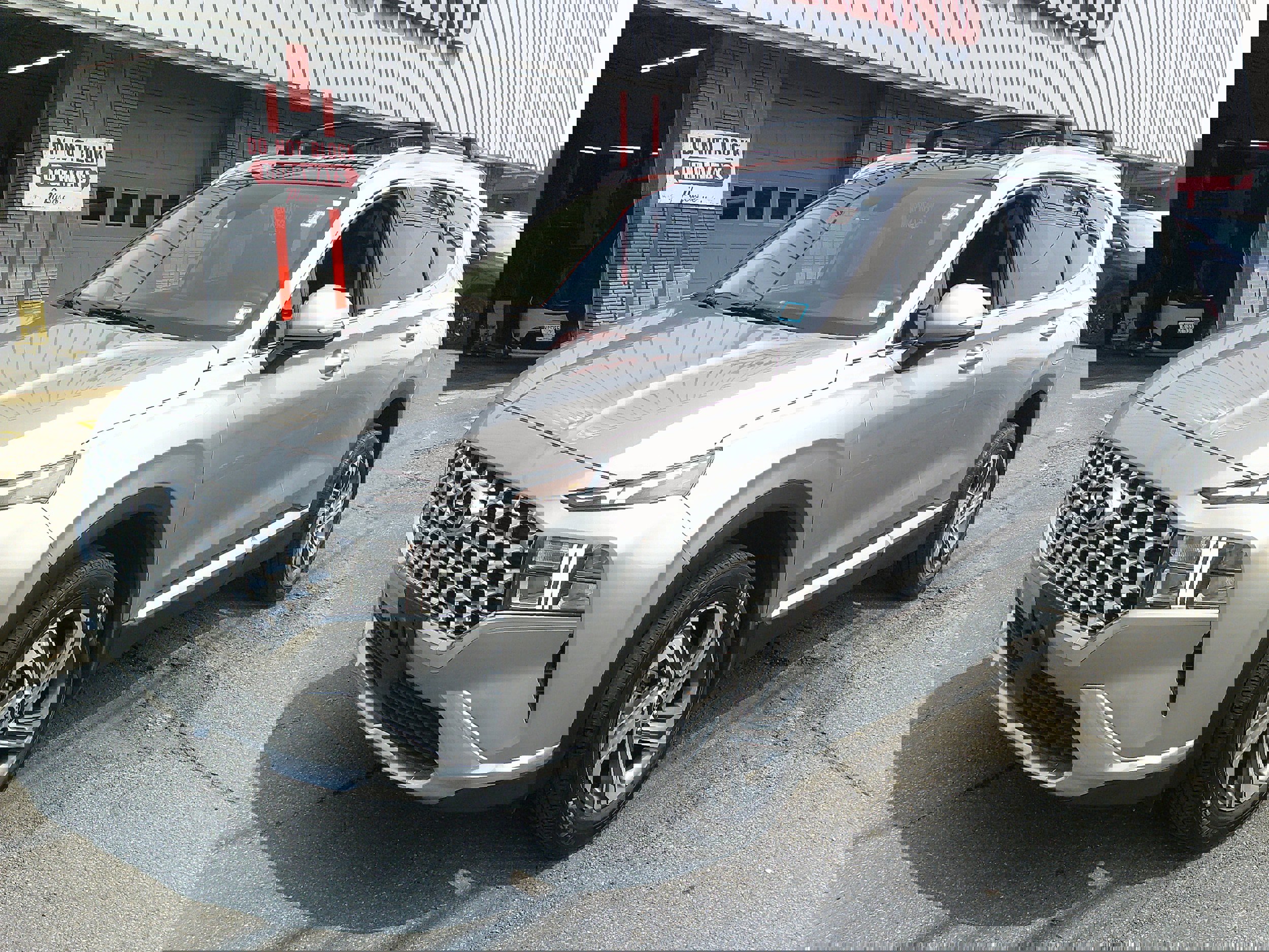 Used 2022 Hyundai Santa Fe SEL w/ Convenience + Premium Package image 11