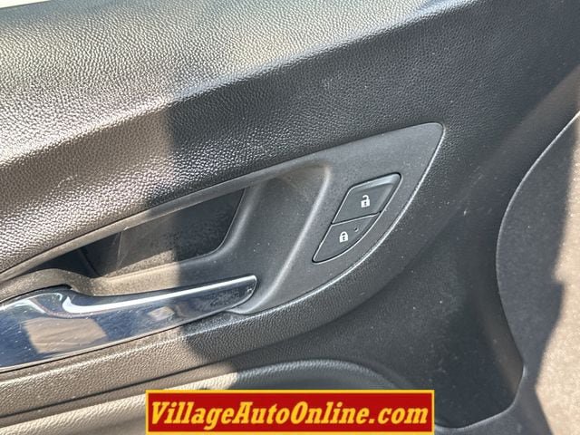 Used 2020 Chevrolet Equinox LT FWD image 10