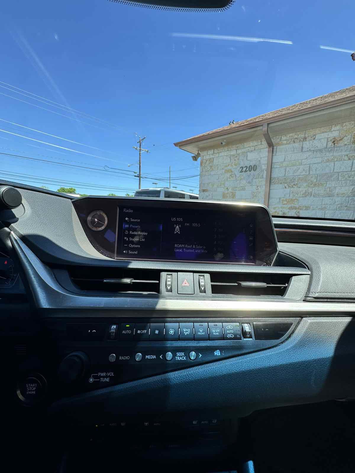 Used 2019 Lexus ES 350 image 11