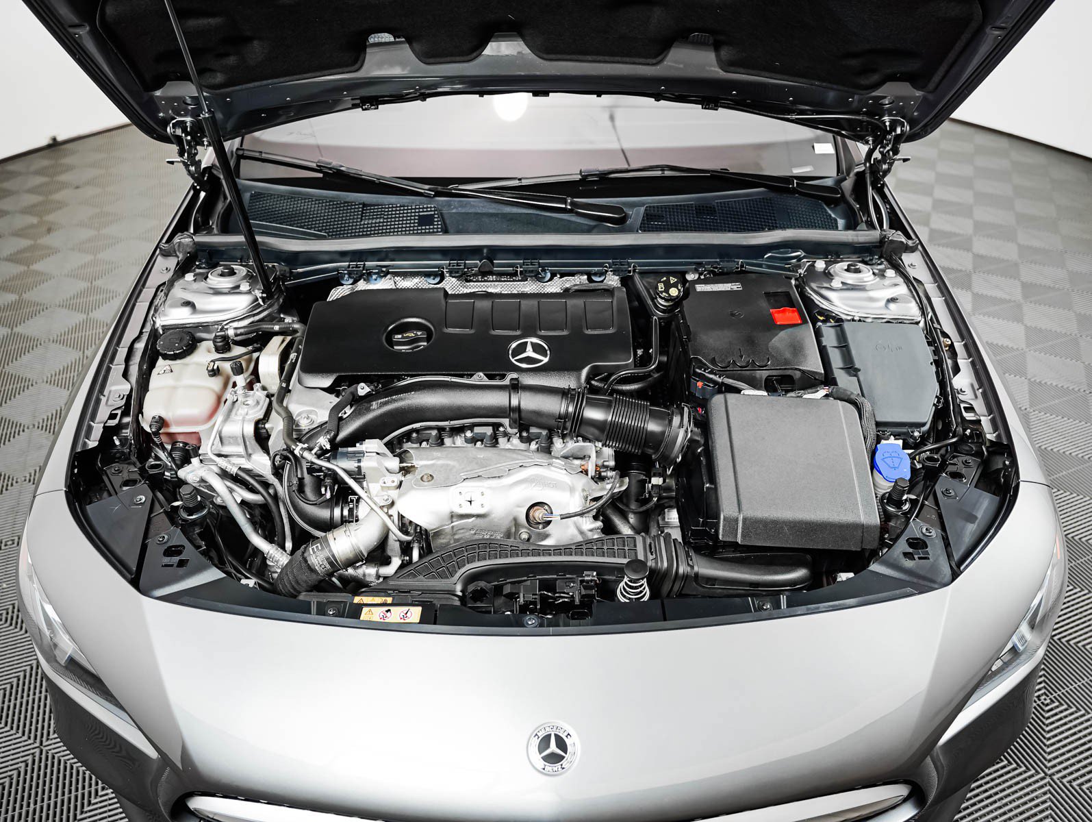 Certified 2022 Mercedes-Benz CLA 250 image 3