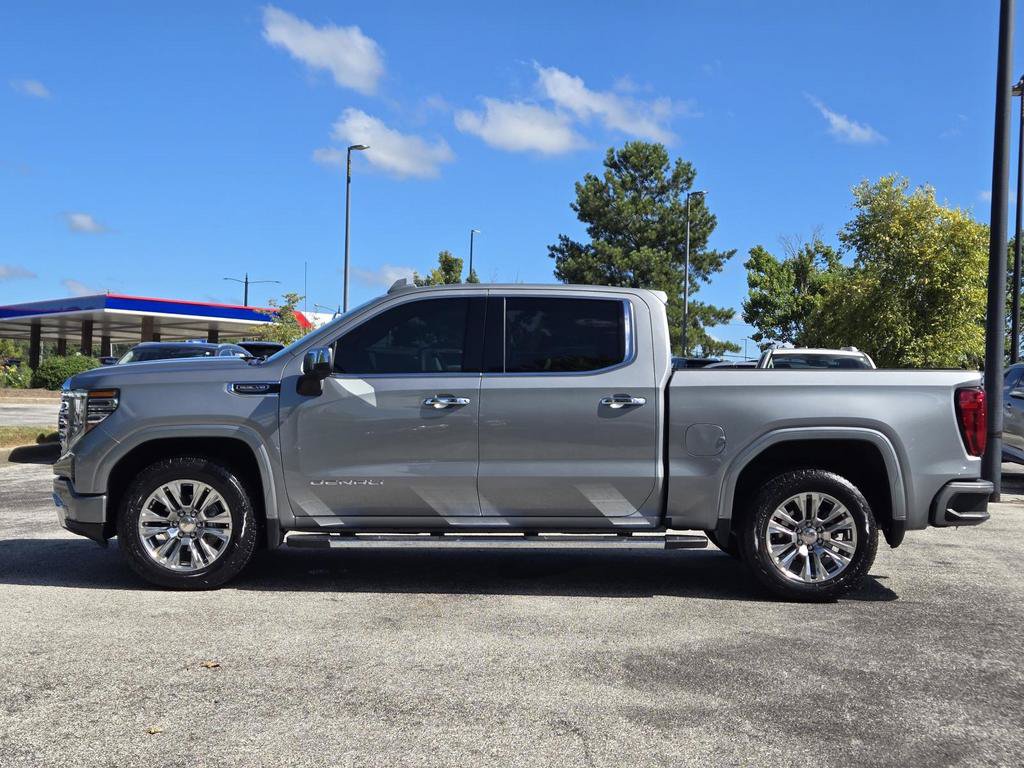 Used 2024 GMC Sierra 1500 Denali AWD/4WD image 12