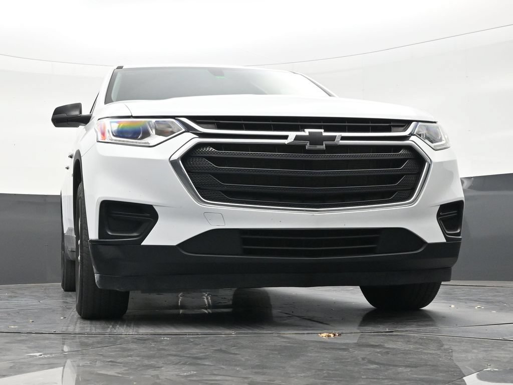Used 2021 Chevrolet Traverse LS FWD image 26