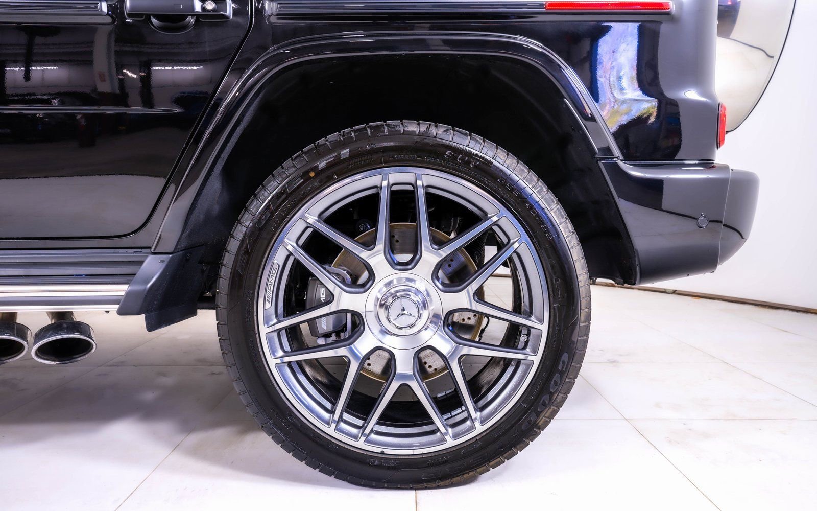 Used 2025 Mercedes-Benz G 63 AMG 4MATIC image 11