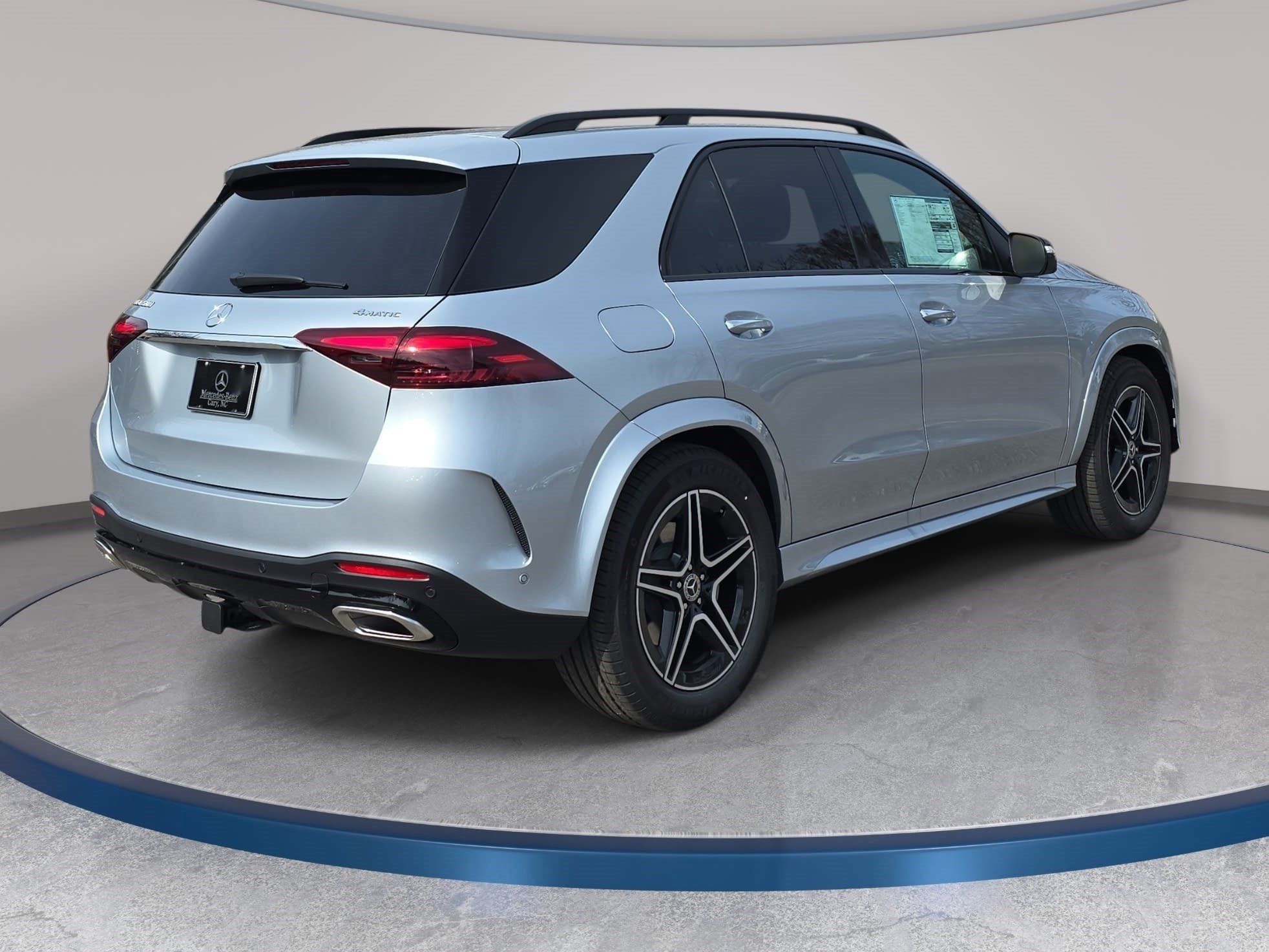 New 2026 Mercedes-Benz GLE 580 4MATIC image 5
