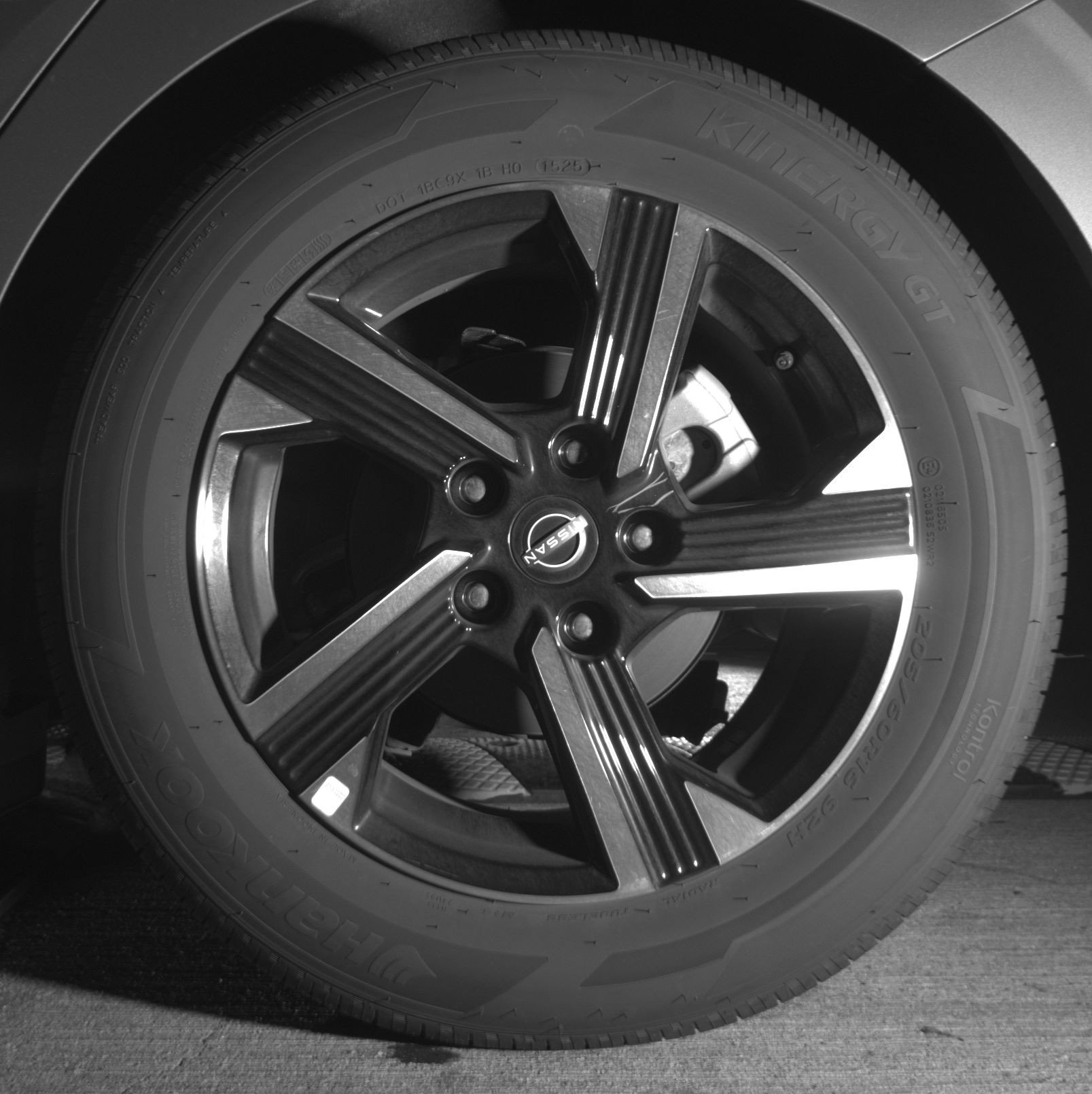 Used 2025 Nissan Sentra SV image 14