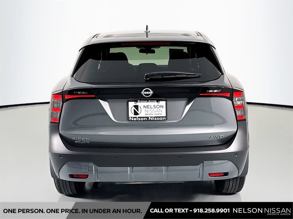 Certified 2025 Nissan Kicks SV AWD/4WD image 6