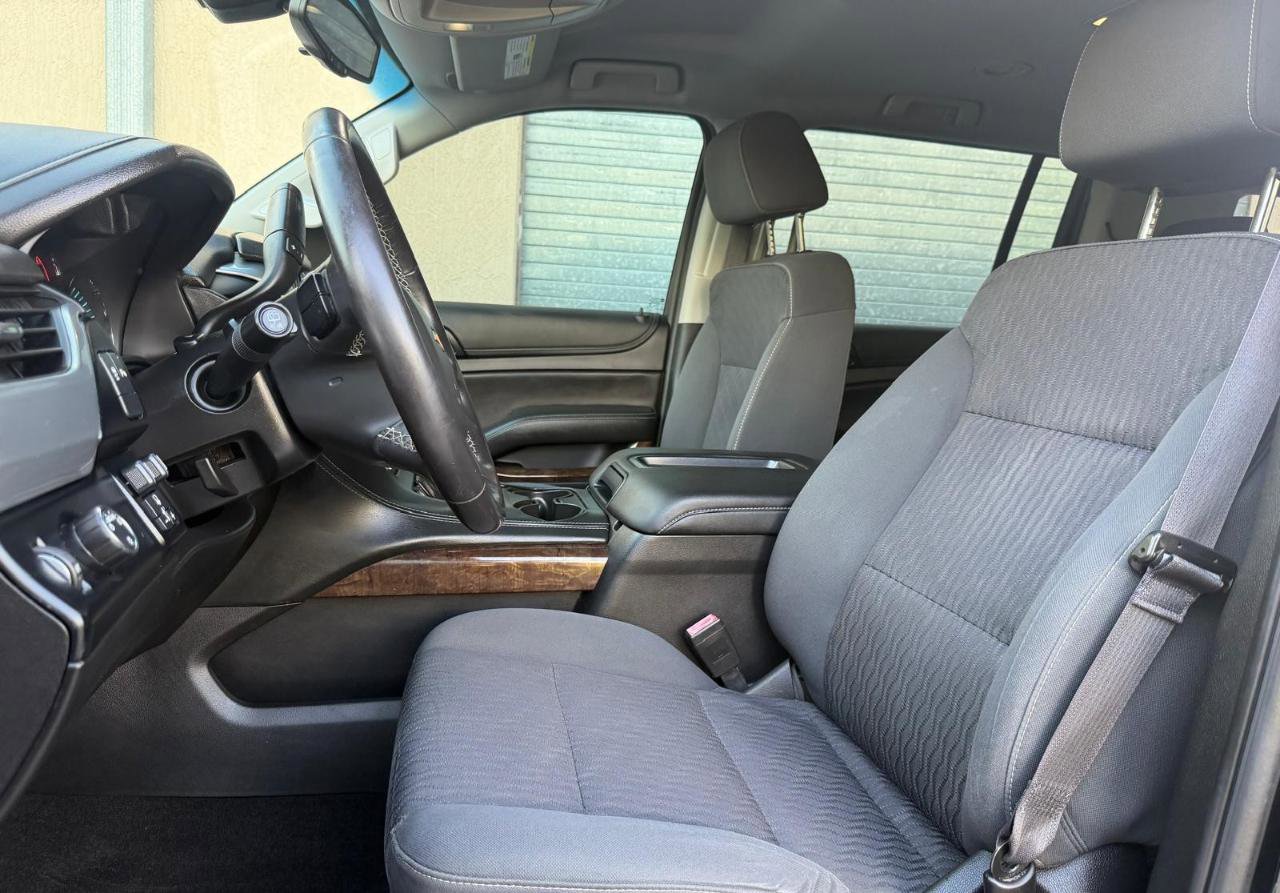 Used 2017 Chevrolet Suburban LS w/ All-Season Package RWD image 19