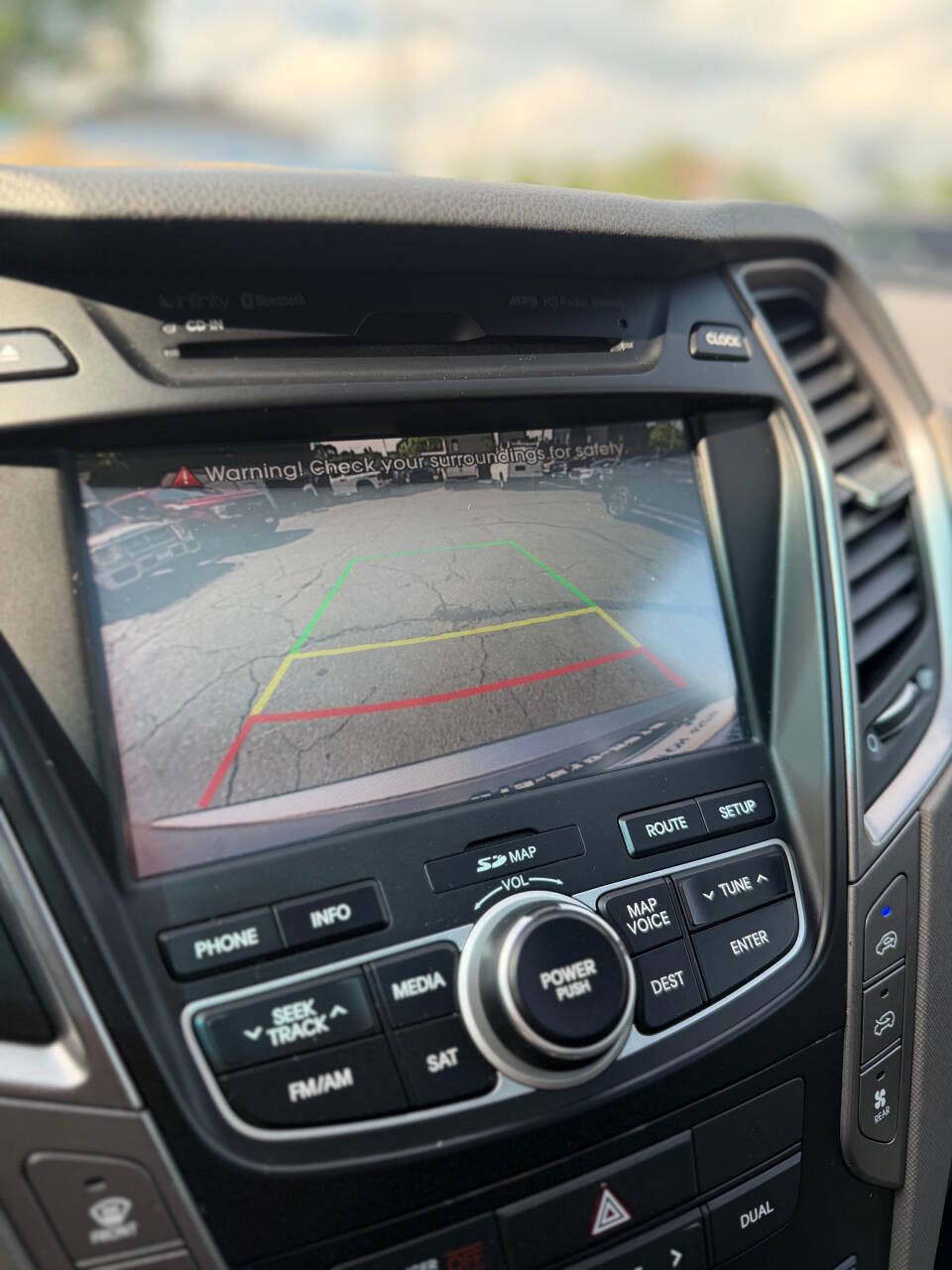 Used 2016 Hyundai Santa Fe Limited w/ Option Group 04 AWD/4WD image 24