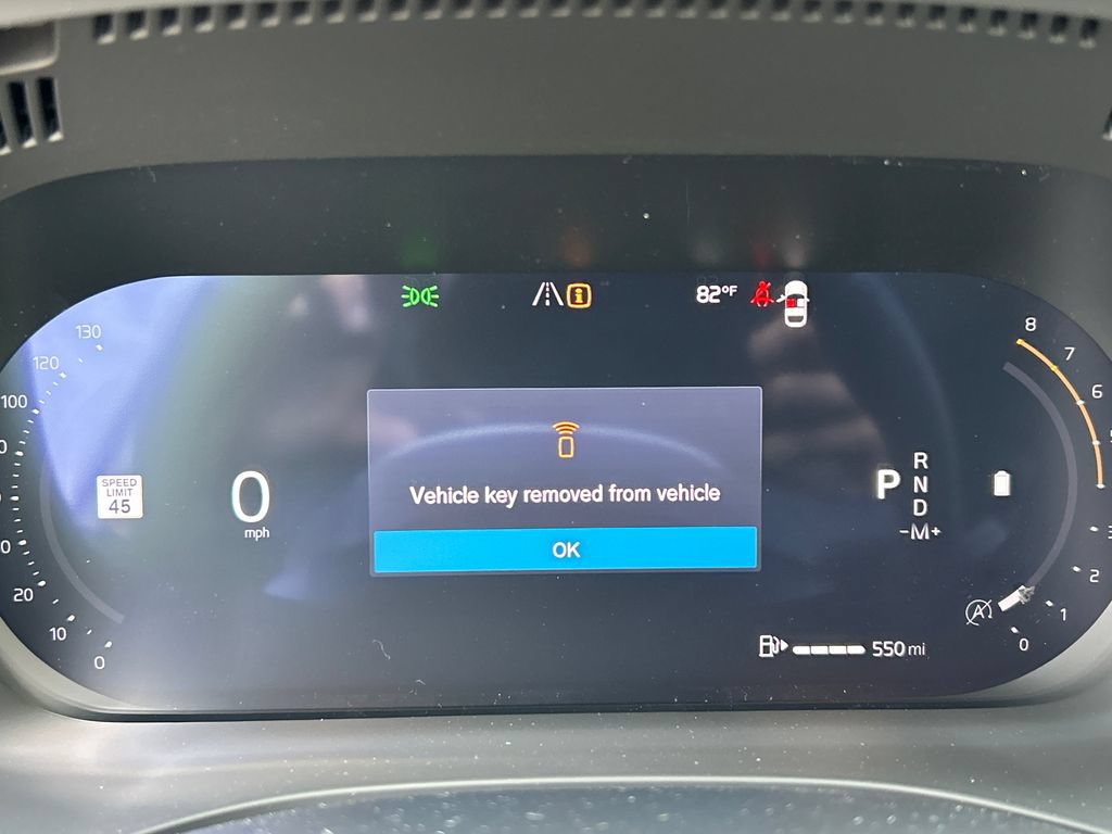 New 2026 Volvo XC60 B5 Plus w/ Protection Package Premier AWD/4WD image 15