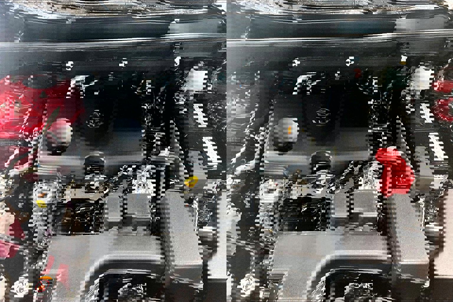 Used 2023 Toyota RAV4 XLE image 10