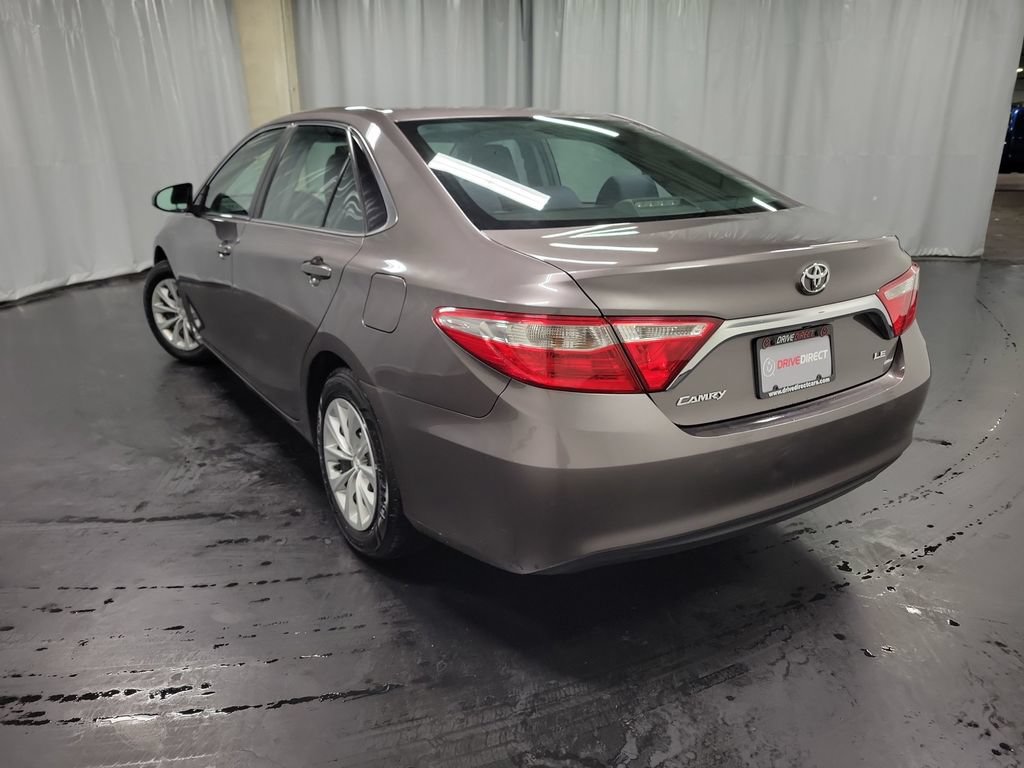 Used 2015 Toyota Camry LE FWD image 6