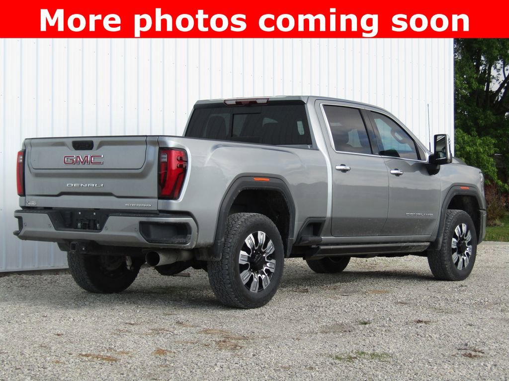 Used 2024 GMC Sierra 2500 Denali w/ Denali Reserve Package AWD/4WD image 3