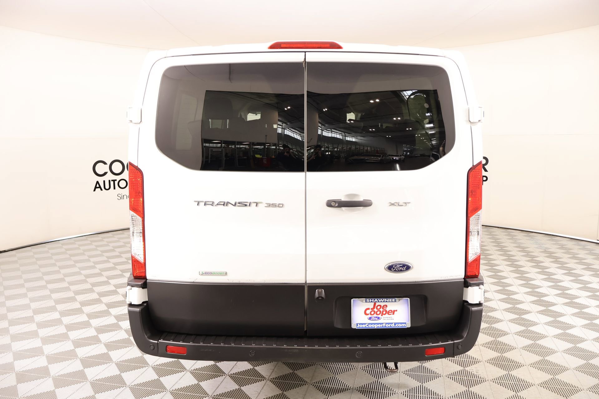 Used 2023 Ford Transit 350 XLT image 21