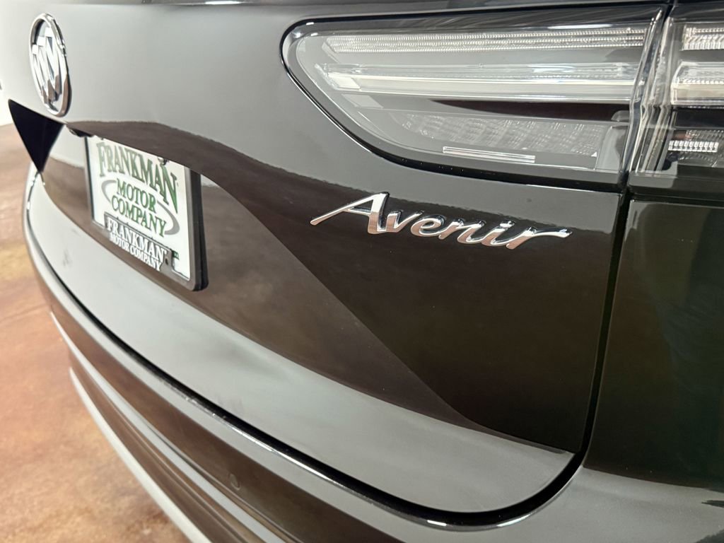 Used 2023 Buick Envision Avenir AWD/4WD image 52