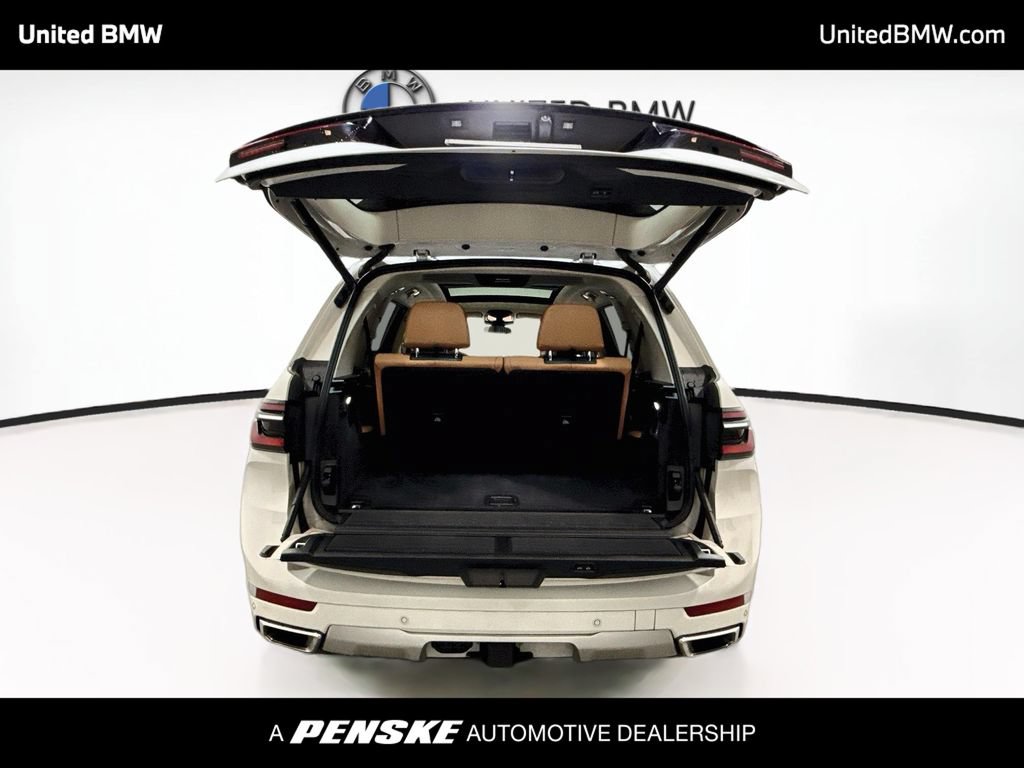 Certified 2024 BMW X7 xDrive40i w/ Executive Package AWD/4WD image 15