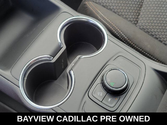 Used 2024 GMC Terrain SLE FWD image 28