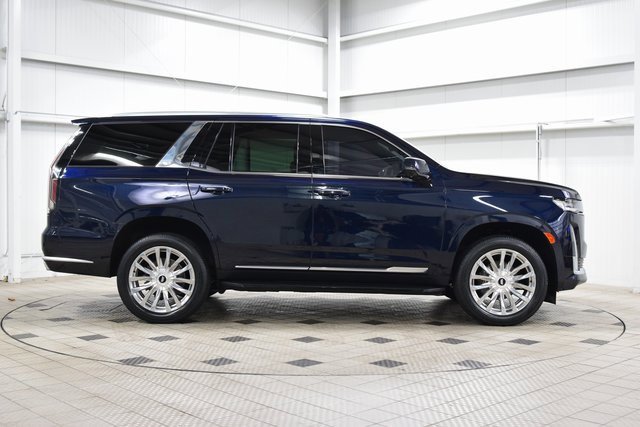 Used 2021 Cadillac Escalade Premium Luxury w/ Driver Assist Tech Package image 9