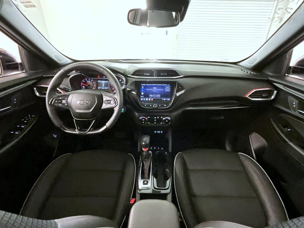 Certified 2023 Chevrolet TrailBlazer RS w/ Sun and Liftgate Package image 13