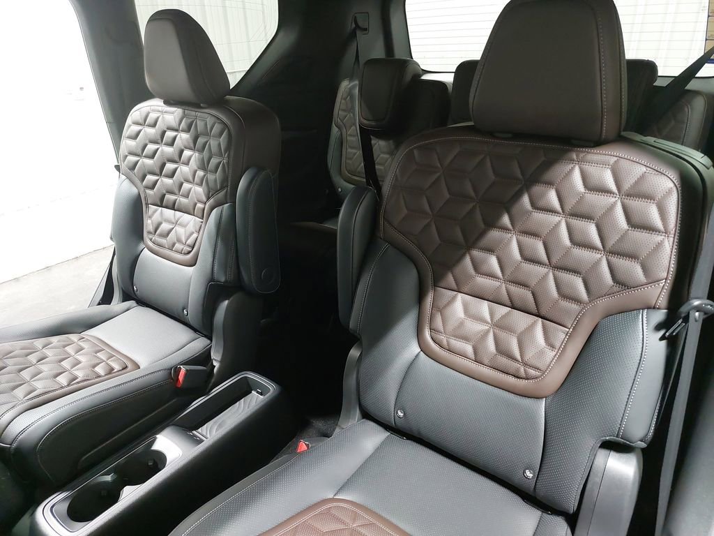 New 2026 Nissan Armada Platinum w/ Convenience Package image 16