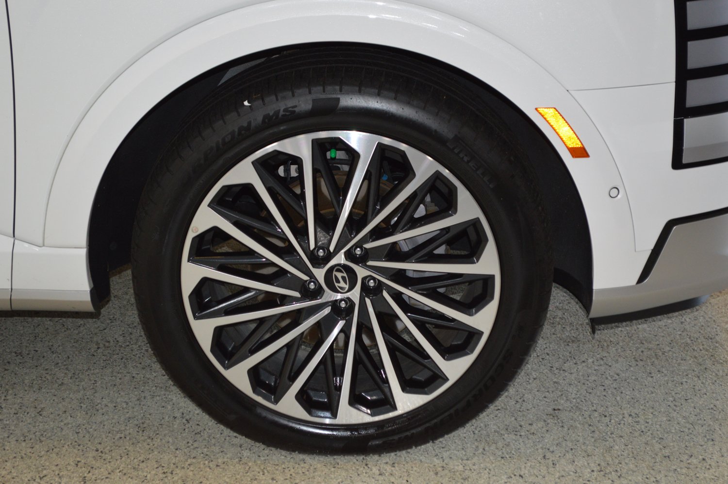 Used 2026 Hyundai Palisade Calligraphy AWD/4WD image 9