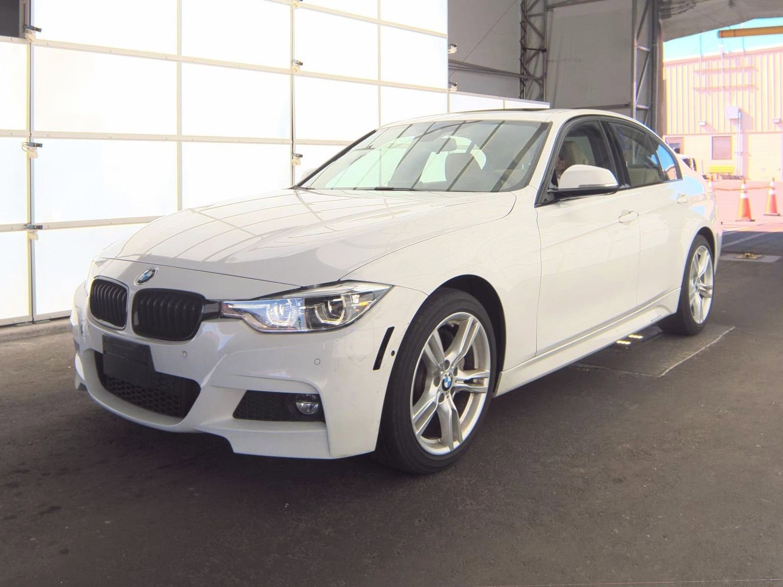Used 2017 BMW 340i xDrive Sedan image 2